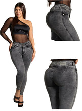 Load image into Gallery viewer, 7905 Jean's Colombianos Cintura Alta levanta cola butt lifter high waist faja tummy control