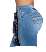Load image into Gallery viewer, Colombian Jeans Bon Bon up skinny 9141 butt lifter high waist tummy control push up effect (Copy)