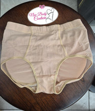Load image into Gallery viewer, Fullness Padded Panties Enhancer Briefs Silicone Buttocks Padded Panty Women Butt Lifter
