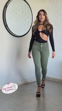 Load and play video in Gallery viewer, 8214 Jean&#39;s Colombianos Cintura Alta levanta cola butt lifter high waist tummy control push up effect skinny
