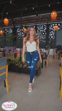 Load and play video in Gallery viewer, Colombian Jeans Bon Bon up 8734 butt lifter high waist tummy control push up effect skinny
