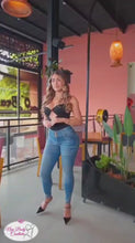 Load and play video in Gallery viewer, Colombian Jeans Bon Bon up 8725 butt lifter high waist tummy control push up effect skinny
